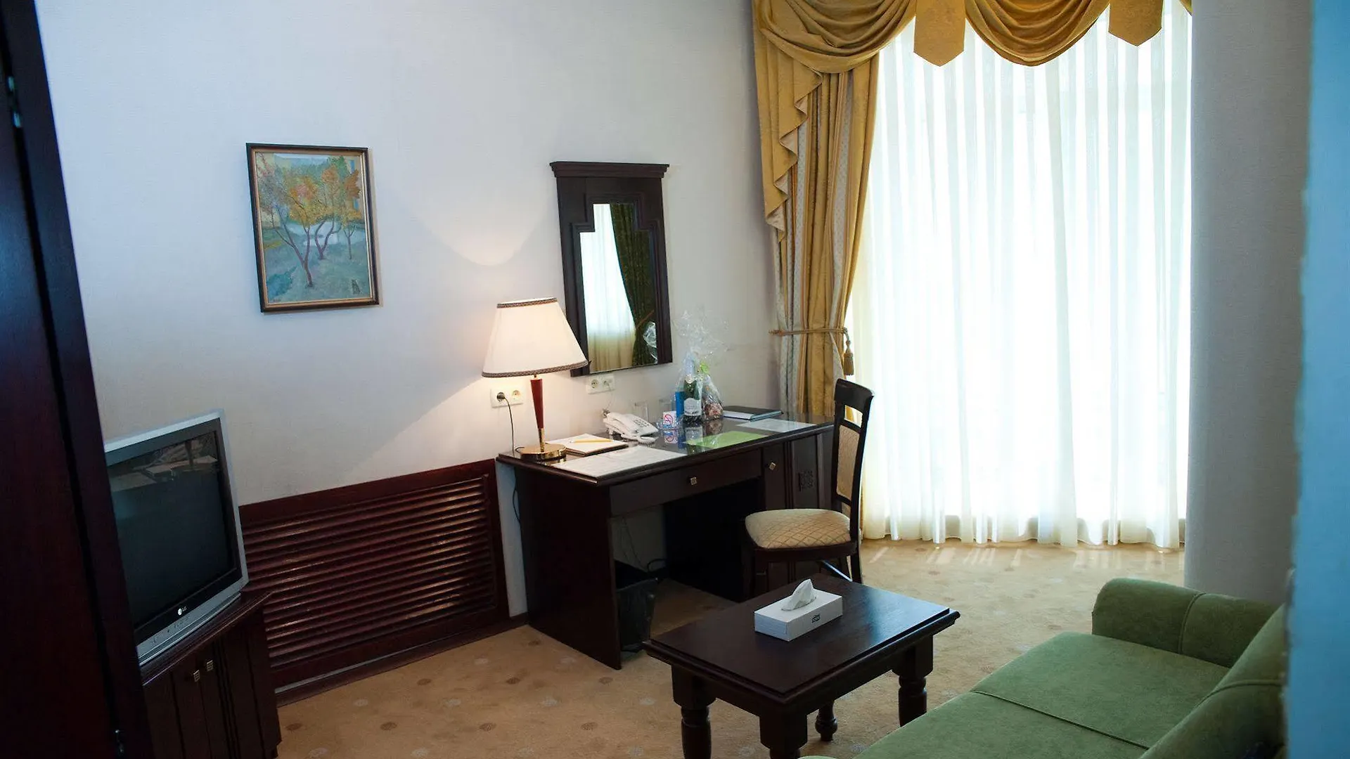Rush Hotel Астана