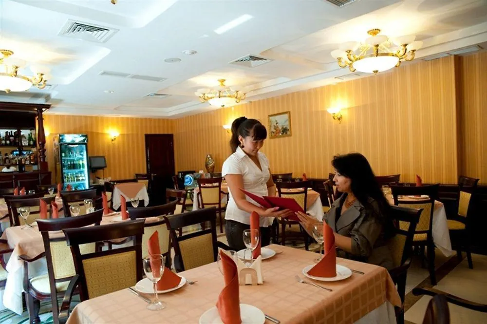 Rush Hotel Астана